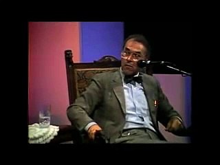 Bernard de Montreal et Richard Glenn.  Assemblage de courtes vidéos originales.