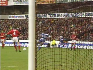 Season 1994-95 -  Nottingham Forest vs Queens Park Rangers - 02.10.1994