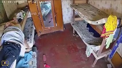 Un réveil vraiment brutal... Belle chute