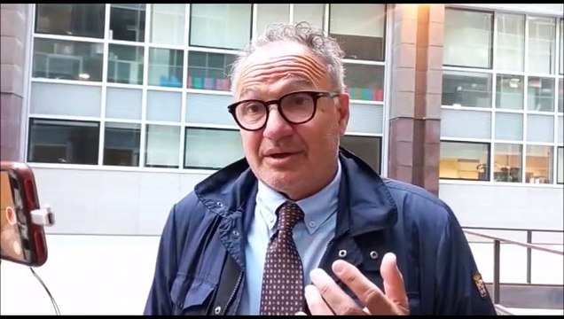 Caso Tiziano Renzi, l'avvocato difensore: Non si può immaginare un processo senza il fascicolo integro