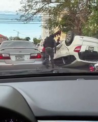 Supuestos delincuentes roban vehículo y luego tienen accidente
