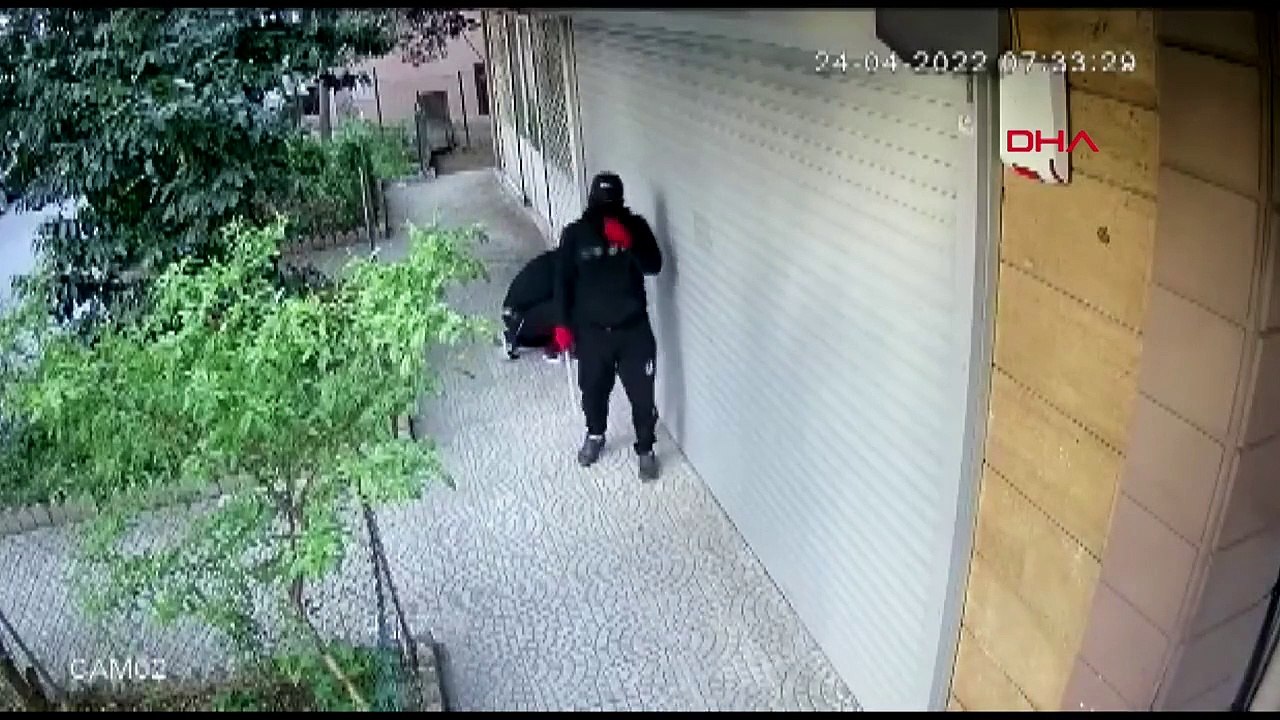 Pişkin hırsızlar kamerada! Vatandaşlara rağmen durmadılar