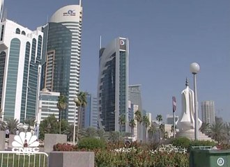 فيتش: تراجع الضغوط على سيولة ومصادر تمويل البنوك القطرية