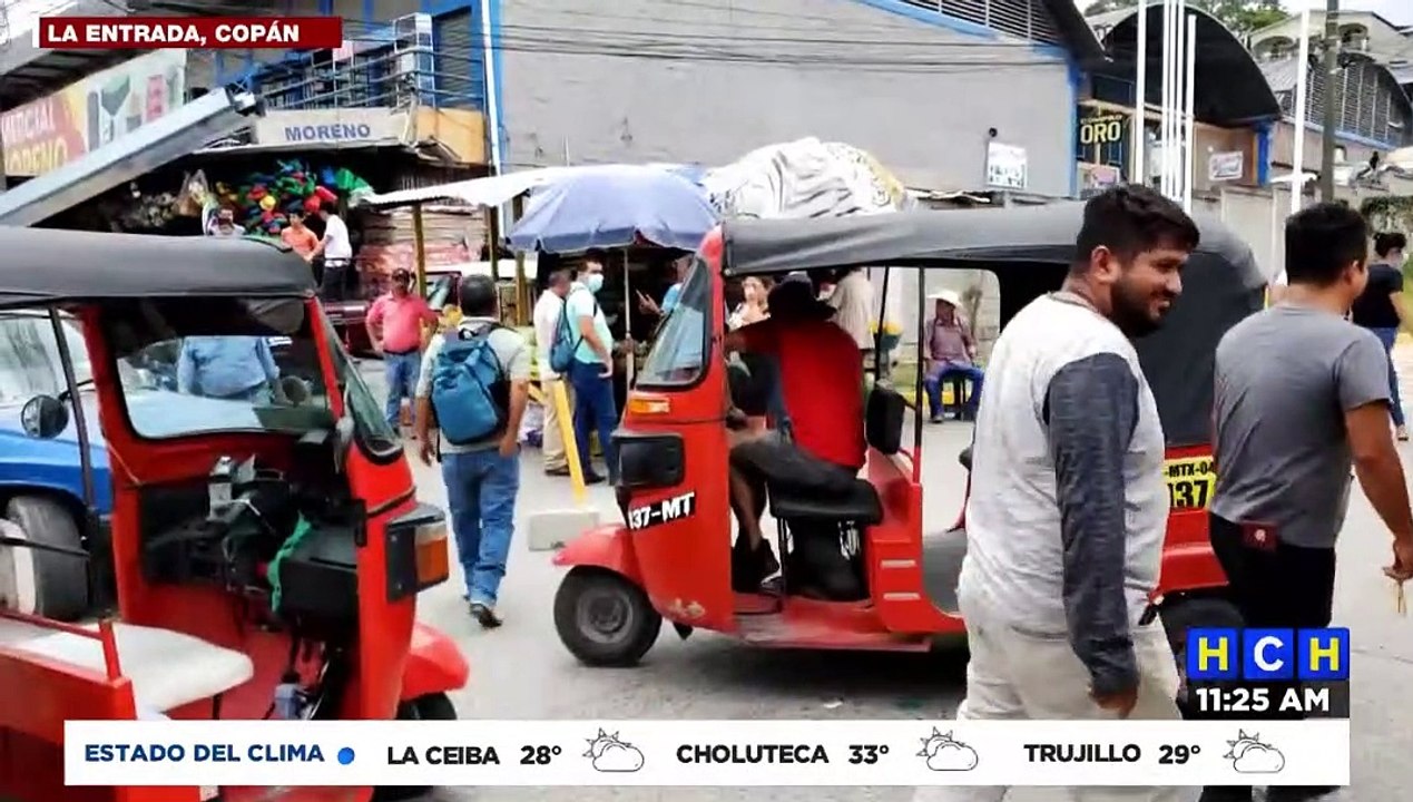 ¡Contra nuevas unidades ilegales! Mototaxistas protestan en La Entrada, Copán