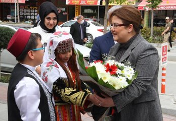 Bakan Yanık, Kızılırmak'ta cesedi bulunan genç kızın ailesini ziyaret etti