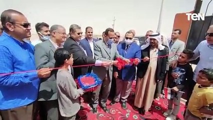 محافظ شمال سيناء يسلم عقود التجمعات التنموية الجديدة علي المنتفعين بوسط سيناء