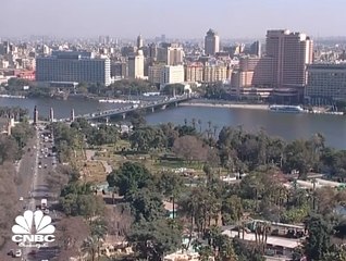 مصر وفرنسا توقعان على نحو 40 اتفاقية بـ 1.6 مليار يورو