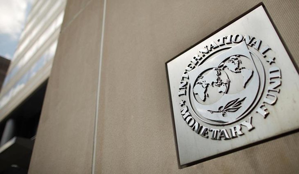 صندوق النقد يخفض توقعاته لنمو الاقتصاد العالمي إلى 3.3% لهذا العام