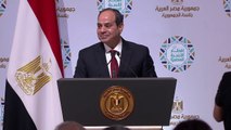 الرئيس السيسي يهنئ الشعب المصري مسلميه ومسيحيه بالأعياد المباركة