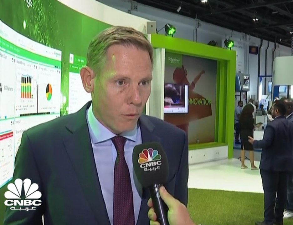 الرئيس التنفيذي لـ "Schneider Electric" لـ CNBC عربية: تكنولوجيا الجيل الخامس ستؤدي إلى استخدام الذكاء الاصطناعي على نطاق واسع