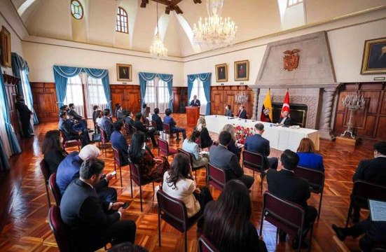 Dışişleri Bakanı Çavuşoğlu, Ekvador Dışişleri Bakanlığı Diplomasi Akademisine hitap etti