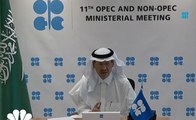 وزير الطاقة السعودي: تخفيضات إنتاج النفط الطوعية لشهر واحد فقط