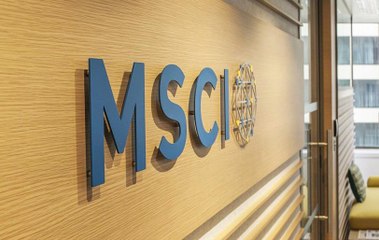 Télécharger la video: MSCI تؤكد تنفيذ رفع تصنيف الكويت للأسواق الناشئة في نوفمبر وتفتح احتمالات خفض تركيا لسوق مبتدئ