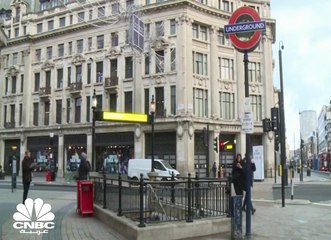 إنفاق المستهلكين البريطانيين ينخفض الشهر الماضي بأسرع معدل في 7 أشهر