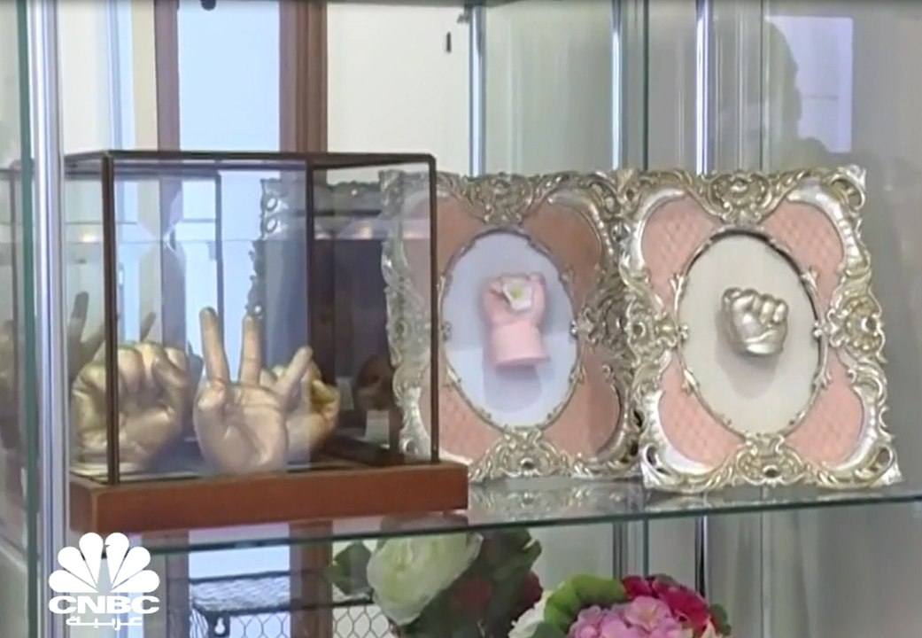 صب مجسمات لأجزاء من جسم الإنسان يلقى اهتمام من الأمهات السعوديات