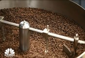 هل سيفوق سعر فنجان القهوة القدرة الشرائية للفرد في الأيام المقبلة؟