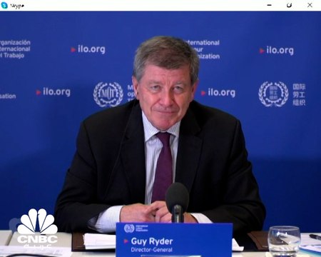المدير العام لمنظمة العمل الدولية لـCNBC عربية: نعتقد أن معدلات البطالة مرتفعة وستبقى فوق 200 مليون في 2022