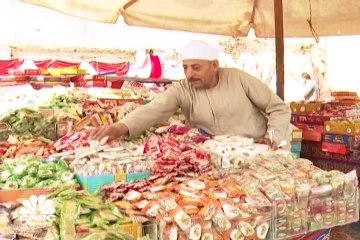 سوق حلوى المولد في مصر تشهد رواجا هذا العام.. والأسعار بين الارتفاع والثبات