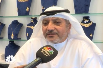 تذبذب أسعار الذهب يؤثر على حركة الشراء والبيع في الكويت