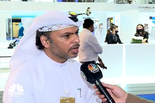 كيف كانت افتتاحية اليوم الأول من معرض دبي للطيران 2021 ؟