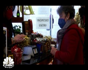 هل أصبحت بطاقة التطعيم ضد كورونا جزئا لا يتجزأ من حياتنا؟