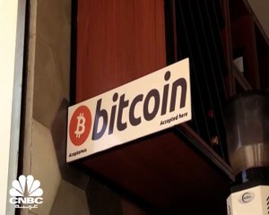 البتكوين.. رحلة جامحة تتجاوز الخيال فهل تنتهي بفقاعة؟