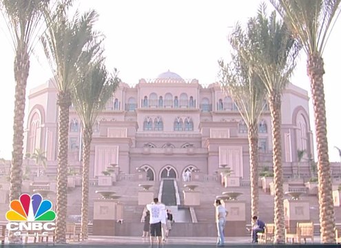 أبوظبي تتوقع نمو اقتصادها المحلي بنسبة 4% في العام المقبل