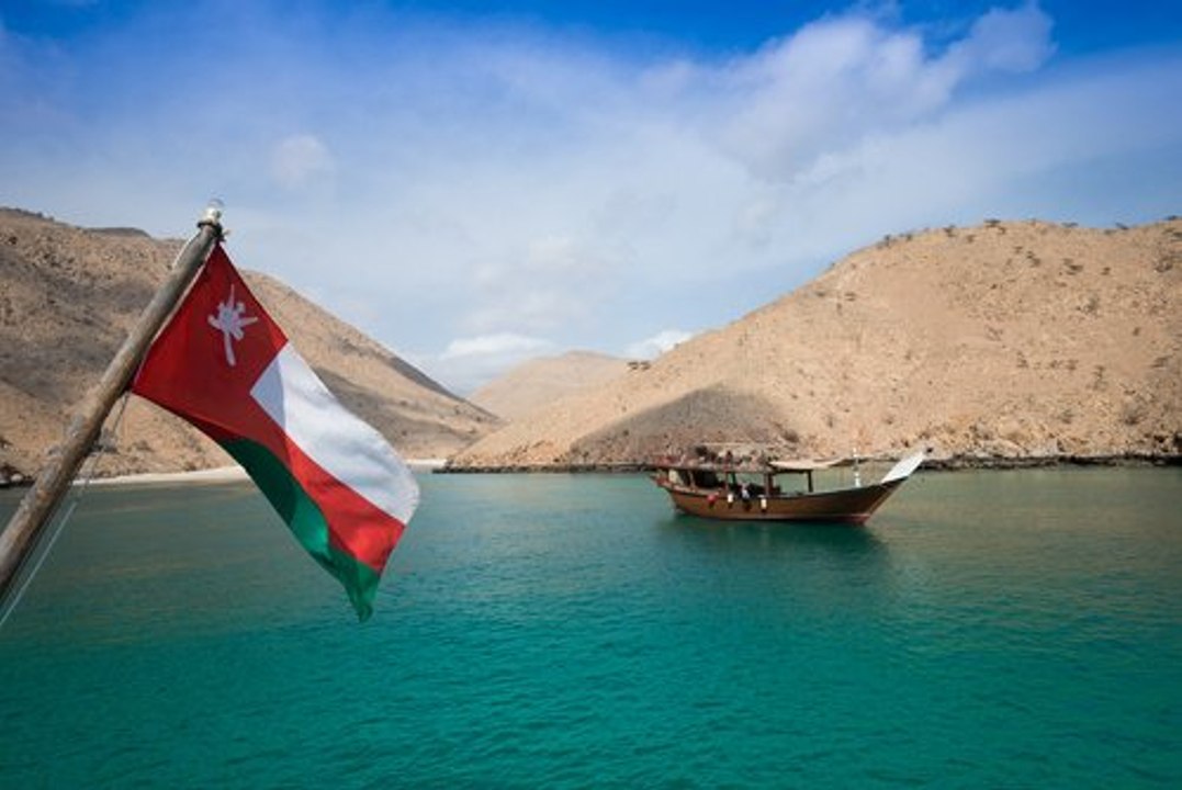 سوق المال العمانية تعتمد اللائحة التنفيذية لصناديق الاستثمار العقارية