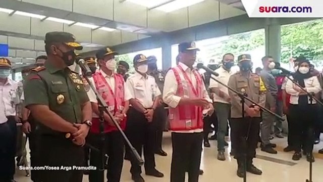 Tinjau Arus Mudik di Stasiun Pasar Senen, Menhub: Datang Sesuai Jadwal untuk Antisipasi Penumpukan