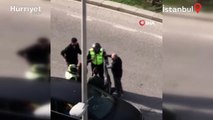 İstanbul’da motosikletli magandalar, araç sürücüsünü darp etti!