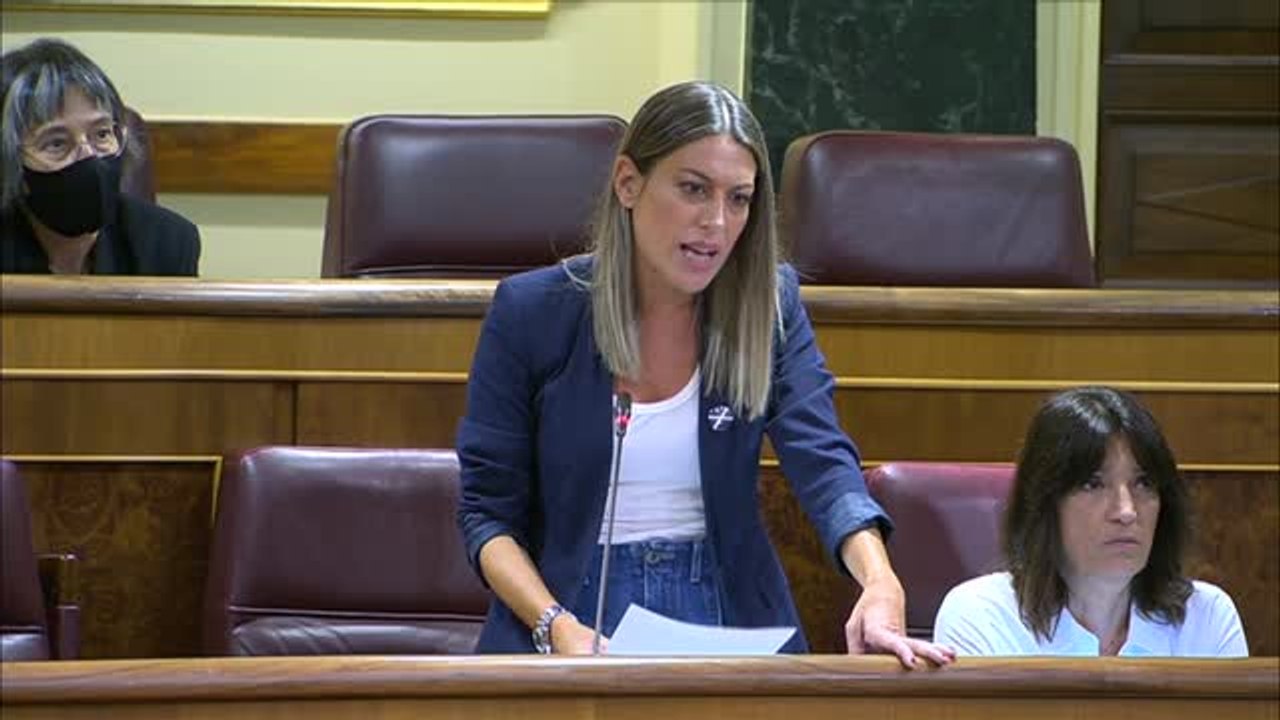 Robles sobre el espionaje: "Muchos de los que hoy dan lecciones tendrán que callarse cuando se vean sus actuaciones"