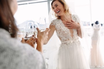 Cette robe de mariée à moins de 100 euros est numéro un des ventes sur Amazon !