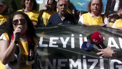 Tải video: Depreme Dayanıksız Olduğu Gerekçesiyle Boşaltılan Şişli Etfal İçin Tadilat İhalesine Çıkılması Protesto Edildi