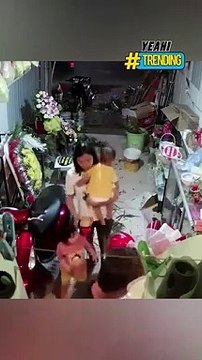 Người đàn ông bỏ quên xe máy trên vỉa hè, sáng hôm sau phát hiện cảnh tượng kỳ lạ