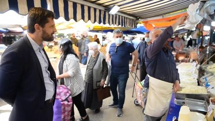 CHP İzmir İl Başkanı 200 lirayla pazara çıktı: Yarımşar kilo almamıza rağmen para yetmedi