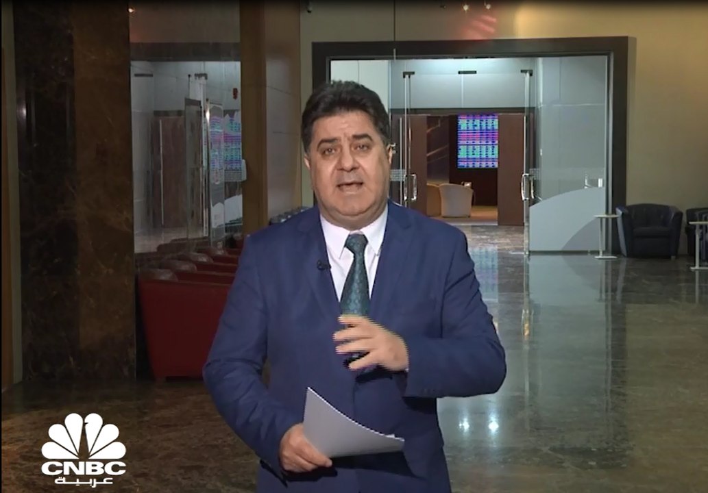 عين على قطر .. مشروع قانون يلزم المقيمين والزائ...