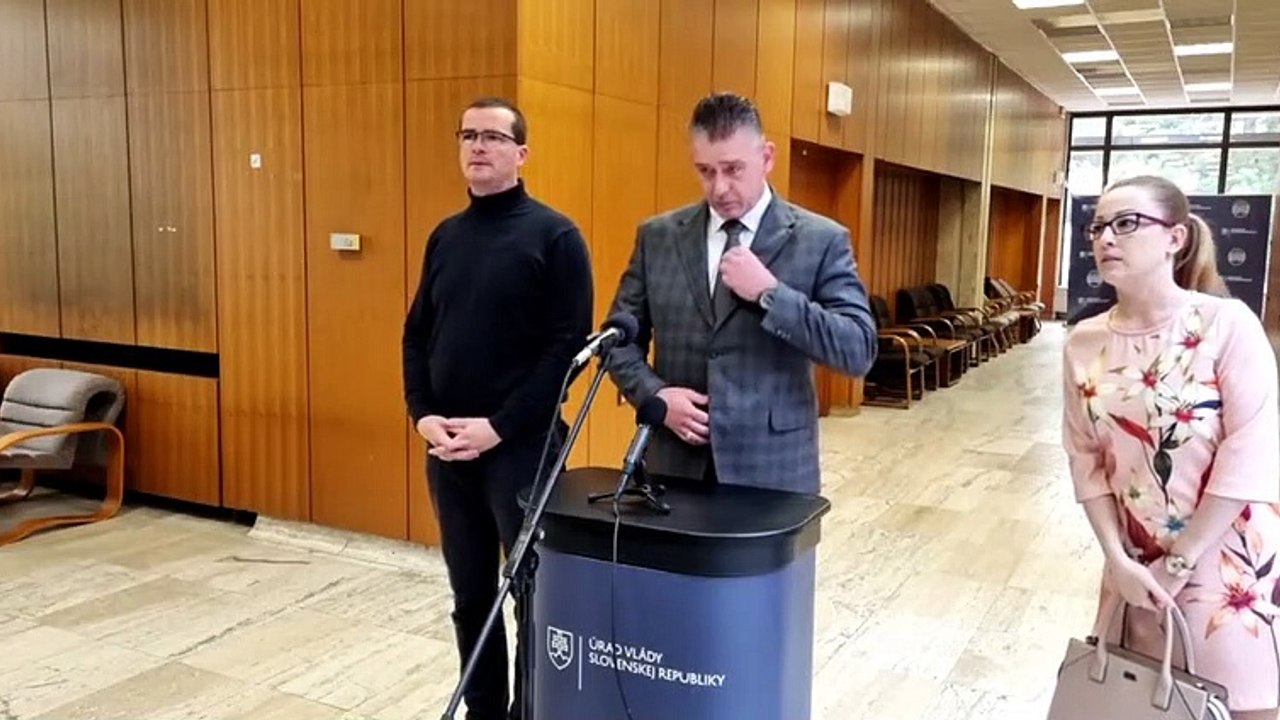 ZÁZNAM: R. Mikulec sa sám odstúpiť z funkcie nechystá, nevidí dôvod