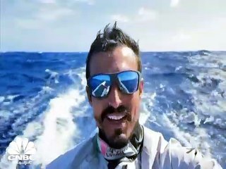 عبور المحيط الأطلسي بقارب تقوده طائرة ورقية