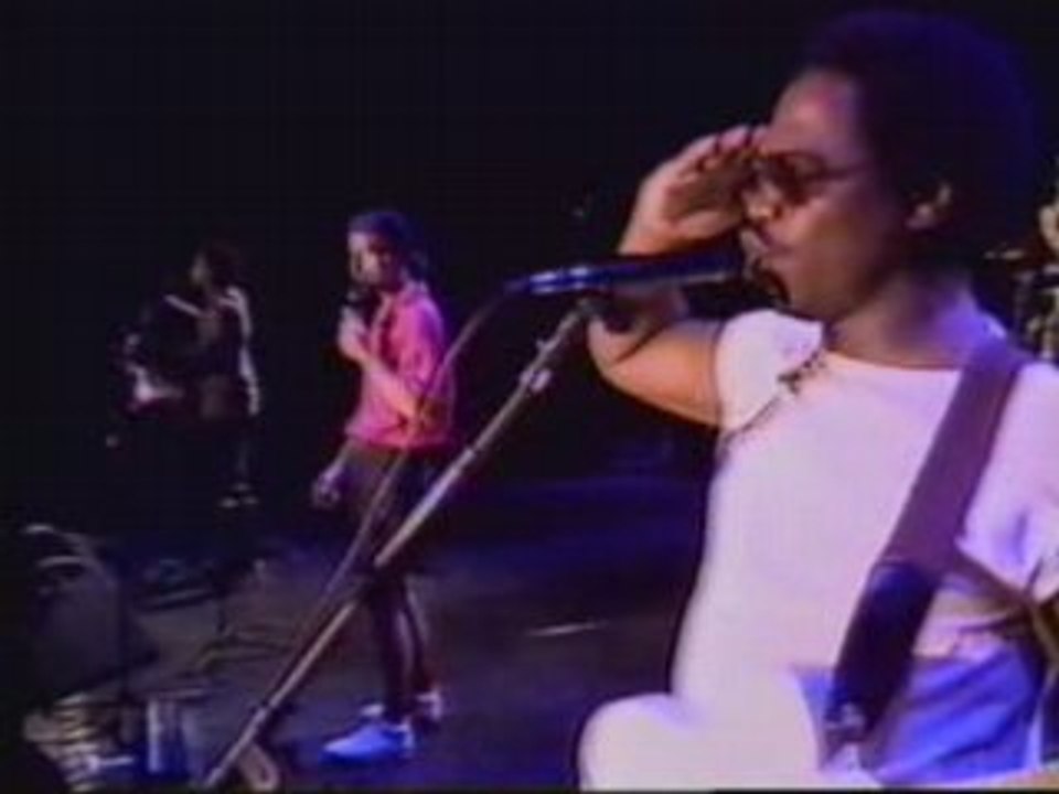 Frank Zappa - Bobby Brown (Live)