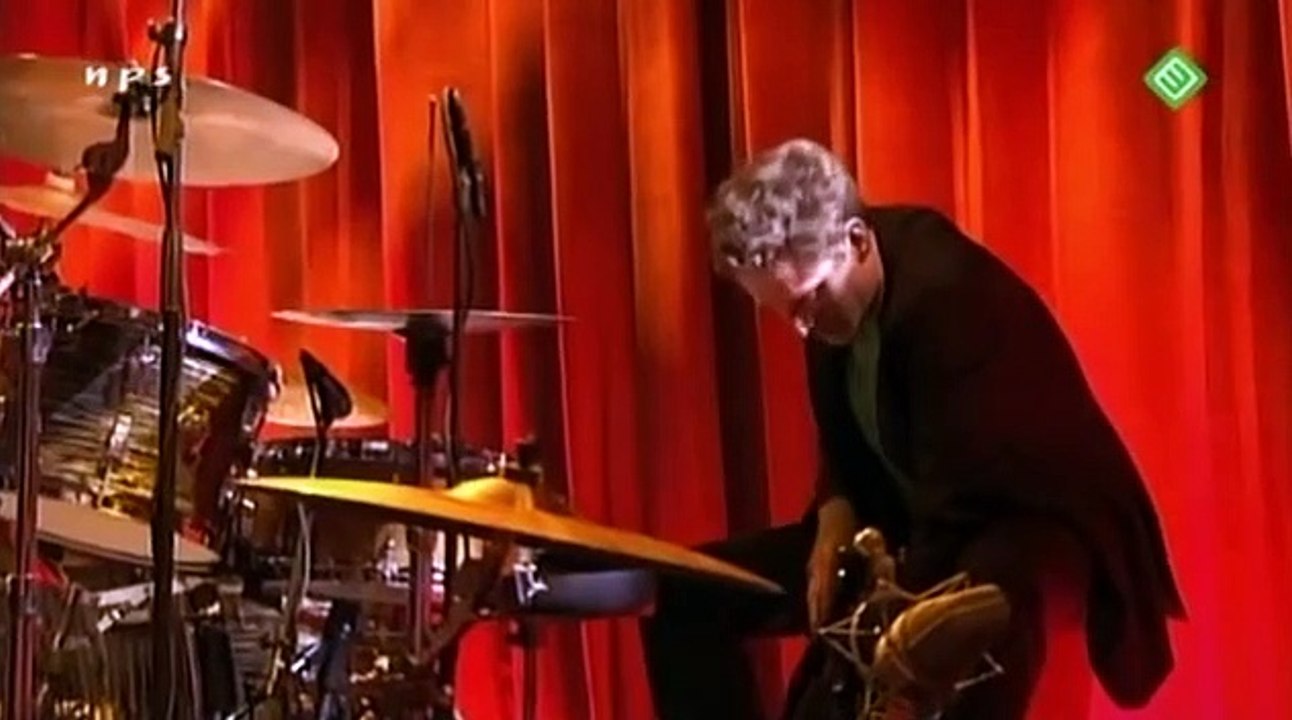 Norah Jones chante "Don't Know Why" en live