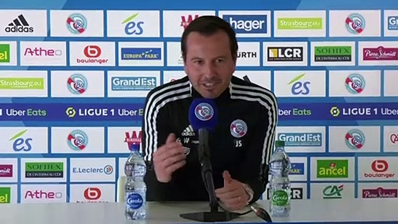 Julien Stéphan répond avec humour sur une question concernant Lionel Messi !
