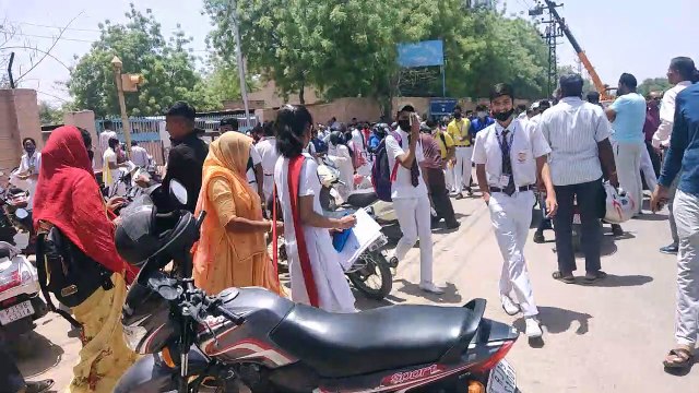 cbse 10th exam: सीबीएसई दसवीं बोर्ड स्टूडेंट्स का हो गया मूड ऑफ, ये रहा था कारण