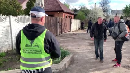 Ukraynalılara canlı müzik eşliğinde yiyecek yardımı