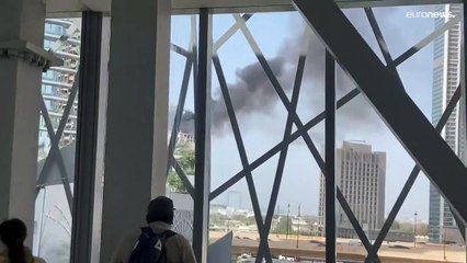 شاهد: حريق في فندق بدبي أرغم الضيوف والموظفين على مغادرته