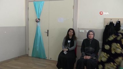 Okuma yazmasını bilmediği halde 73 yaşında Kur'an-ı Kerim'i öğrendi