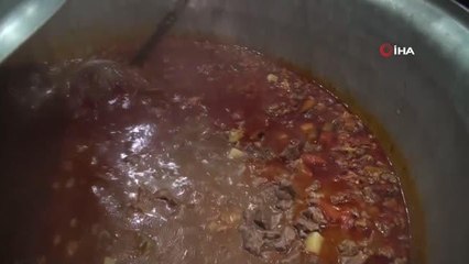 Osmanlı'nın "Askıda İftar" geleneğini bu yıl da devam ediyor