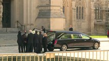 Funeral de ex-secretária de Estado reúne Biden e ex-presidentes nos EUA
