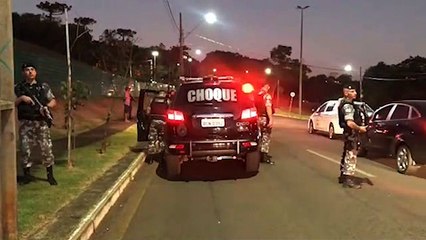 Grande aparato policial chama atenção de motoristas durante ação de militares do Pelotão de Choque