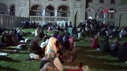 Selimiye Camii'nde 2 yıl aradan sonra Kadir Gecesi yoğunluğu