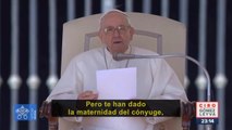 Papa Francisco pide a personas tratar bien a las suegras